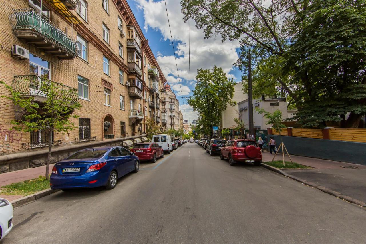 2Х-Кімнатна Квартира На Майдані Незалежності Kyiv Exterior photo